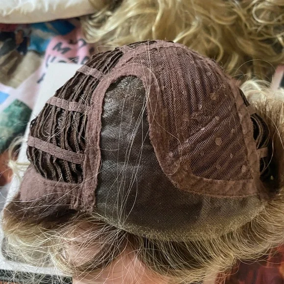 Belle Tress wig - Picture 6 of 8